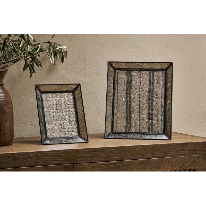 Yash Antique Glass & Iron Photoframe – Antique Black