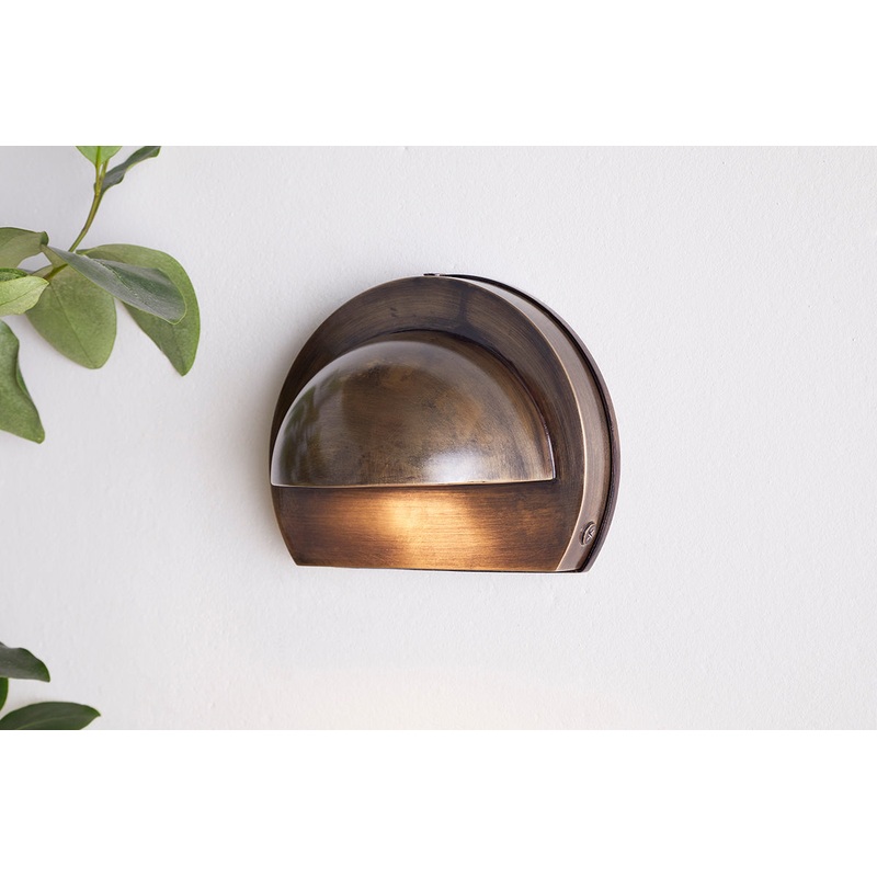 Datu Outdoor Wall Lamp – Antique Brass