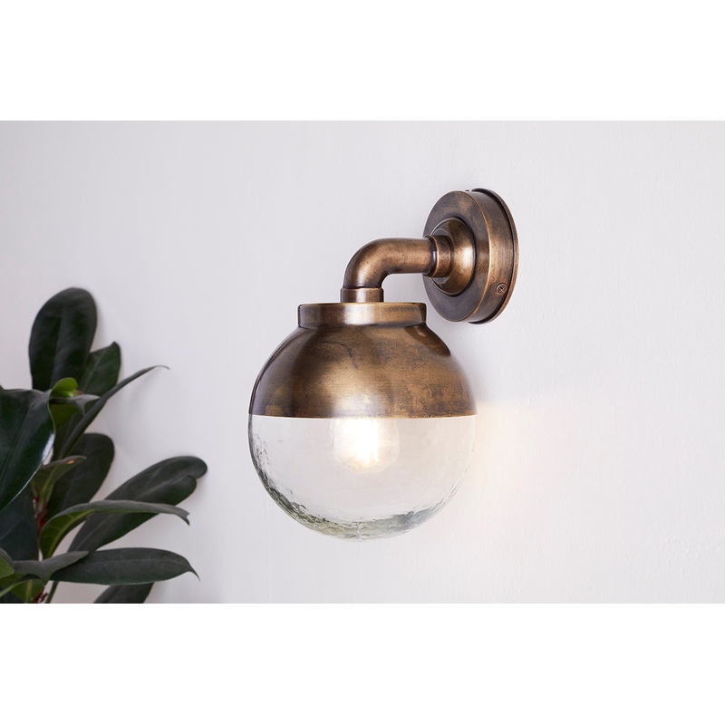 Abeo Outdoor Wall Lamp – Antique Brass