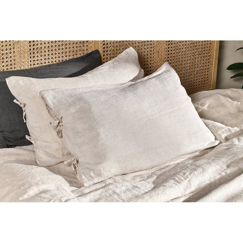 Adya Linen Housewife Pillowcase Pair – Natural