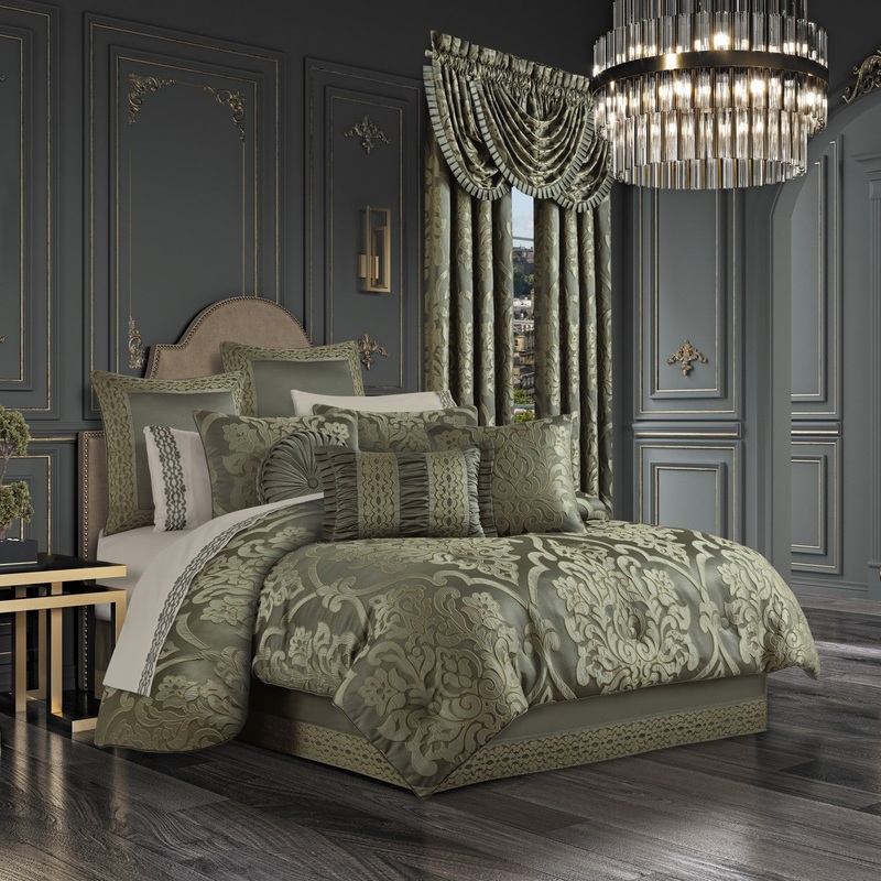 Santino Comforter Set|Queen 4Pc. Comforter Set|King 4Pc. Comforter Set|California King 4Pc. Comforter Set|Jade