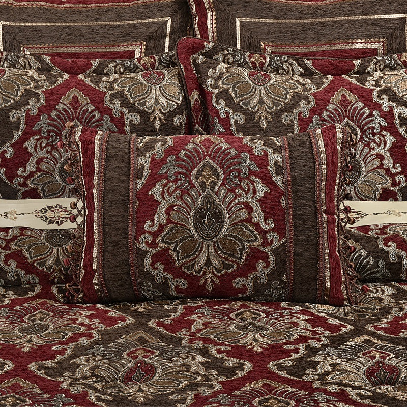 Cerino Boudoir Decorative Throw Pillow