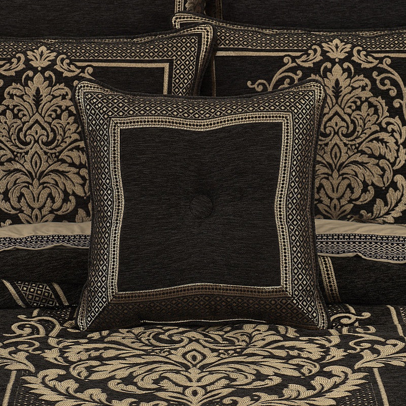 Laurenza 18 Square Decorative Throw Pillow