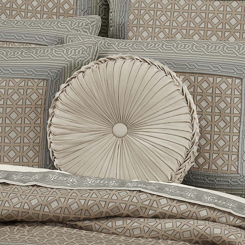 Alaro Tufted Round Decorative Throw Pillow