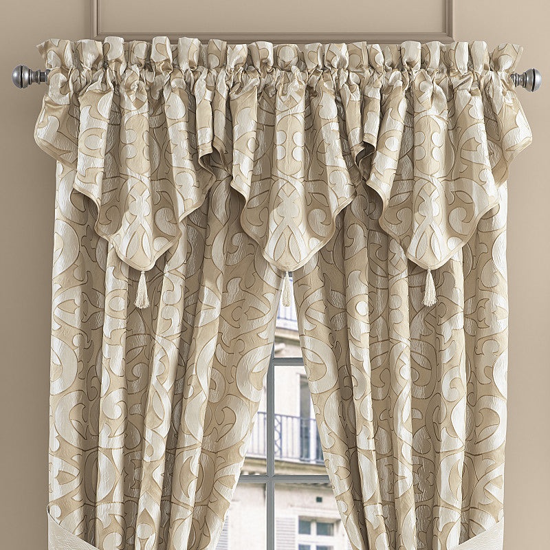 La Boheme Window Gold Ascot Valance