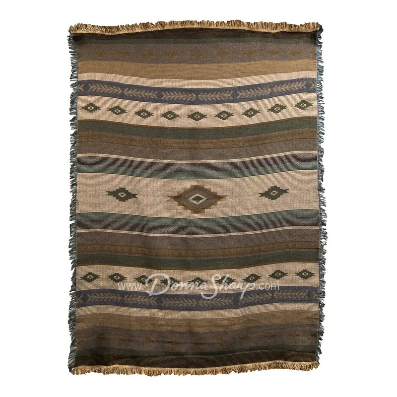 Donna Sharp Matelasse Throw (Sierra Vista)